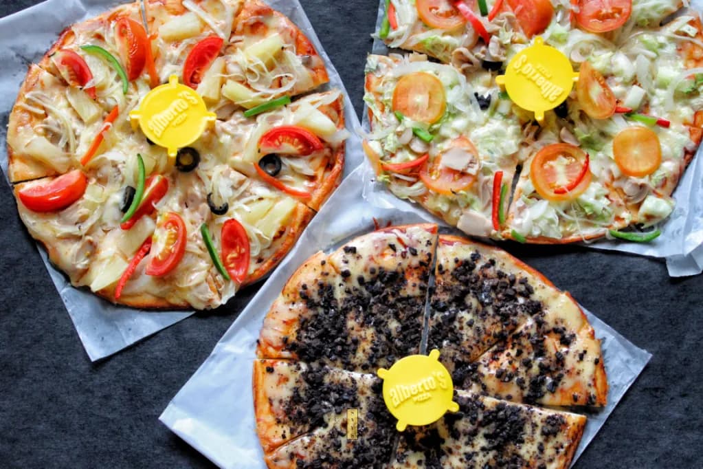 Alberto's Pizza franchise photo