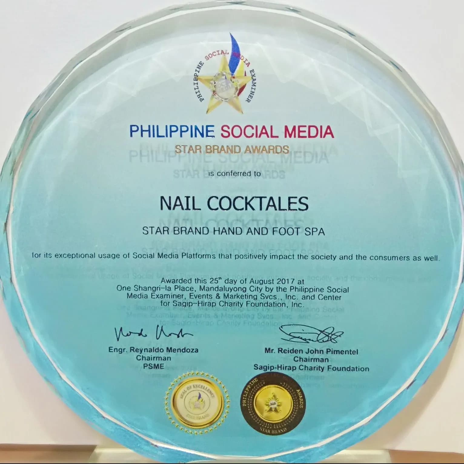 Nail Cocktales franchise photo