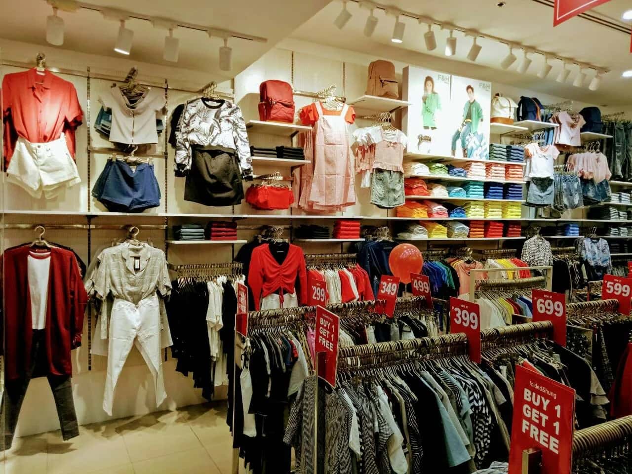 Folded & Hung franchise Folded & Hung franchise